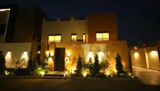 11 Bedroom Villa for Sale in North Jeddah, Jeddah - 12-bedroom villa for sale in Al-Sharaea, Jeddah