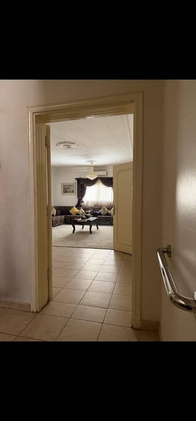 فیلا 11 غرف نوم للبيع في شرق الرياض، الرياض - فيلا للبيع في الروابي، الرياض