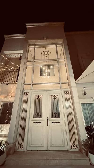 7 Bedroom Villa for Sale in West Riyadh, Riyadh - Villa in West Riyadh，Irqah 7 bedrooms 7000000 SAR - 87949254