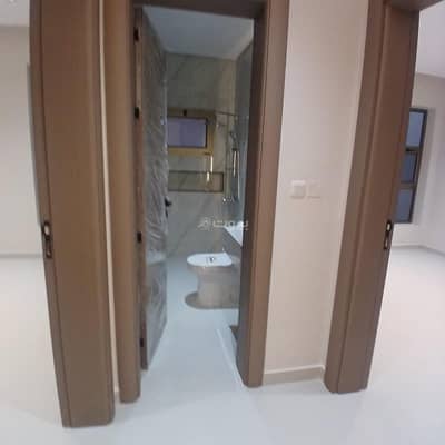 3 Bedroom Flat for Rent in King Fahd Suburb, Dammam - Apartment for rent