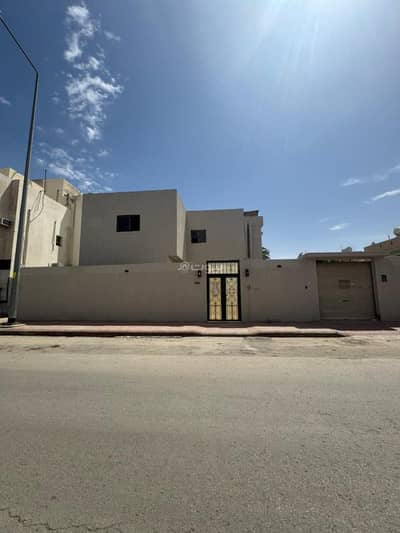 فیلا 11 غرف نوم للايجار في وسط الرياض، الرياض - عمارة كاملة للايجار سكن في حي الملز