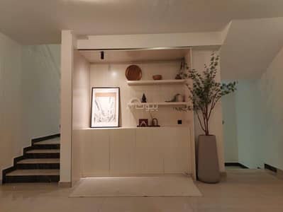 9 Bedroom Villa for Rent in East Riyadh, Riyadh - Villa in East Riyadh，Al Rimal 9 bedrooms 130000 SAR - 87913903