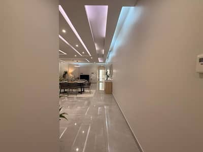 شقة 2 غرفة نوم للايجار في شمال الرياض، الرياض - شقة غرفتين نوم مؤثثة بالكامل | ساتل 107 في حي العُليّا