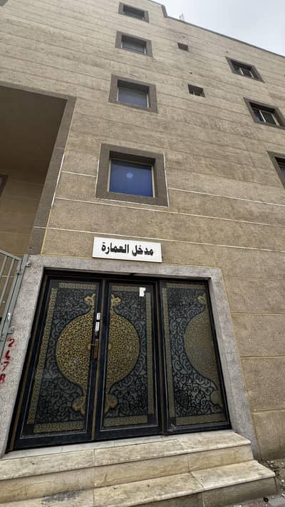 Commercial Building for Rent in Abdullah Fouad Dammam, Dammam - Commercial building for rent on Abdullah Fouad 2