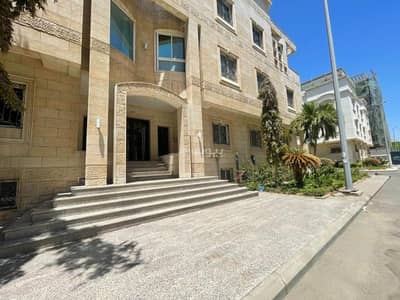 6 Bedroom Apartment for Rent in North Jeddah, Jeddah - Luxury apartment for rent in Al Rawda neighborhood