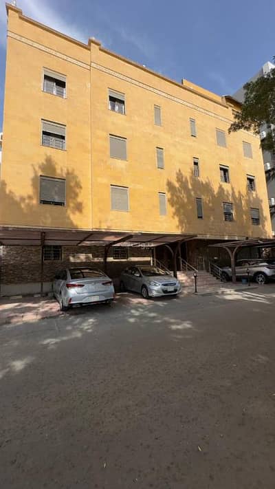 2 Bedroom Apartment for Rent in North Jeddah, Jeddah - Two-bedroom apartment with a living room (studio)