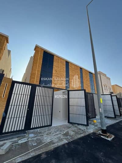 8 Bedroom Villa for Sale in South Riyadh, Riyadh - Villa For Sale in Okaz, Riyadh