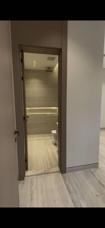 3 Bedroom Apartment for Sale in North Jeddah, Jeddah - 3-bedroom apartment with a balcony for sale