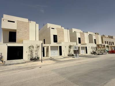 دور 3 غرف نوم للبيع في شرق الرياض، الرياض - 27f1cd88-3724-45da-8ac7-a2c4015132aa