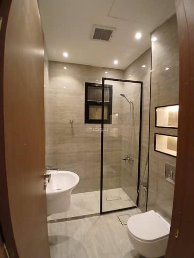 3 Bedroom Apartment for Sale in East Riyadh, Riyadh - 3 bedroom apartment for sale in Al-Rimal