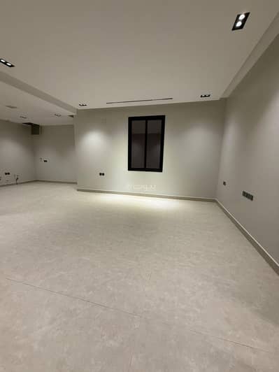 4 Bedroom Floor for Sale in East Riyadh, Riyadh - 4 bedrooms villa for sale in Al Rimal