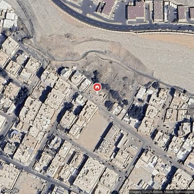 Residential Land for Rent in Al Mursalat, Makkah - A land for rent in Al-Azizia Al-Shamaliyah Al-Marsalat, Mecca
