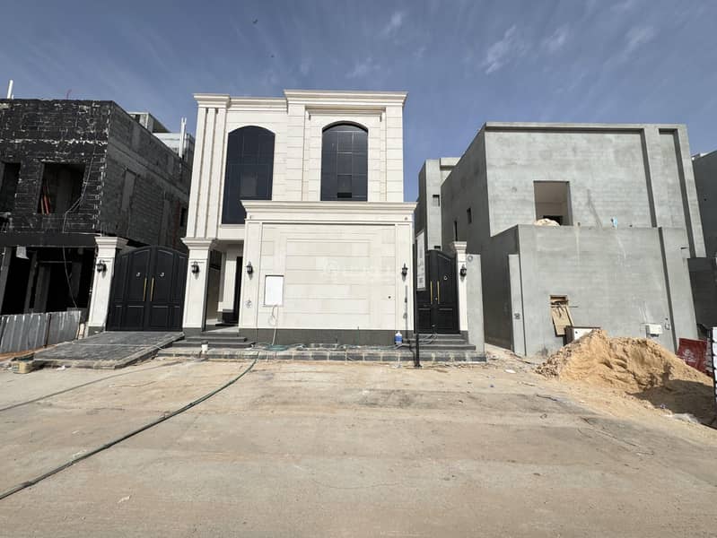 For sale a separate villa with internal stairs and an apartment in a prime location in Al-Nahda neighborhood, East Riyadh, Khurais Road. For sale a separate villa with internal stairs and an apartment in a prime location in Al-Nahda neighborhood, East Riyadh, Khurais Road.