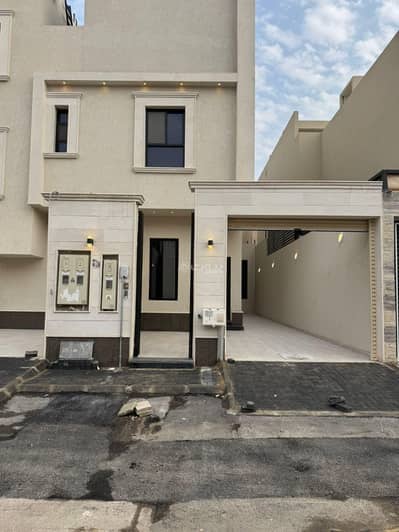 3 Bedroom Floor for Sale in East Riyadh, Riyadh - For sale: Ground floor in Al-Qadisah neighborhood, east of Riyadh, near Sheikh Jaber Al-Sabah Road.