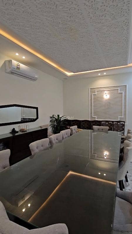 Villa for rent, area 718 sq m, suitable for a large family Villa for rent, area 718 sq m, suitable for a large family