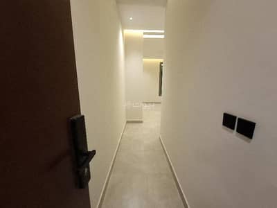 3 Bedroom Apartment for Sale in East Riyadh, Riyadh - Three-bedroom apartment for sale in Al-Yarmouk 3 Bedroom Apartment for Sale in East Riyadh, Riyadh - Three-bedroom apartment for sale in Al-Yarmouk