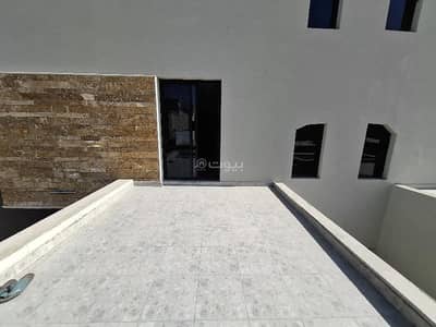 3 Bedroom Floor for Sale in East Riyadh, Riyadh - 3-bedroom, multi-storey house for sale in Seville