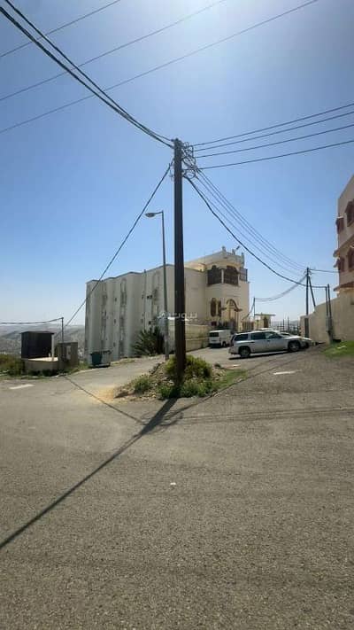 Residential Land for Sale in An Nuzhah, Al Bahah - Land for sale on Muadan bin Rabia Street, Al-Nuzha District, Al-Baha City, Al-Baha Region
