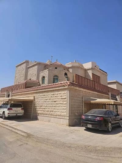 11 Bedroom Villa for Sale in East Riyadh, Riyadh - Villa for Sale in Al Jazeera, East Riyadh