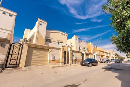 فیلا 8 غرف نوم للبيع في شمال الرياض، الرياض - فيلا للبيع شمال الرياض - حي الربيع