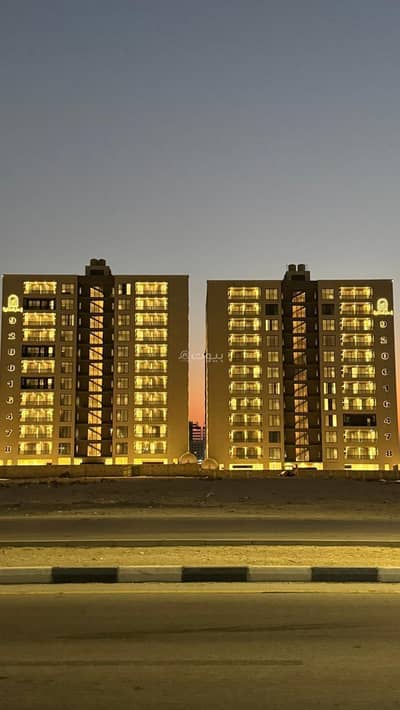 5 Bedroom Flat for Sale in King Fahd Suburb, Dammam - Studio Apartment For Sale in King Fahd Suburb, Dammam
