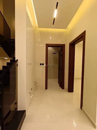 5 Bedroom Villa for Sale in West Riyadh, Riyadh - Villa For Sale in Alawali, Riyadh