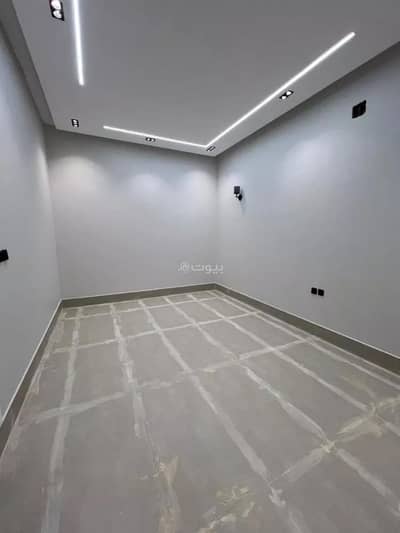 7 Bedroom Villa for Sale in West Riyadh, Riyadh - Villa For Sale in Al Uraija Al Gharbiyah, Riyadh