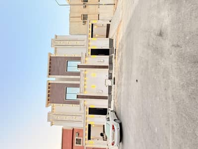 فیلا 7 غرف نوم للبيع في غرب الرياض، الرياض - فيلا للبيع في العريجة الغربية، الرياض