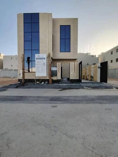 6 Bedroom Villa for Sale in West Riyadh, Riyadh - Villa For Sale in Al Mahdiyah, Riyadh