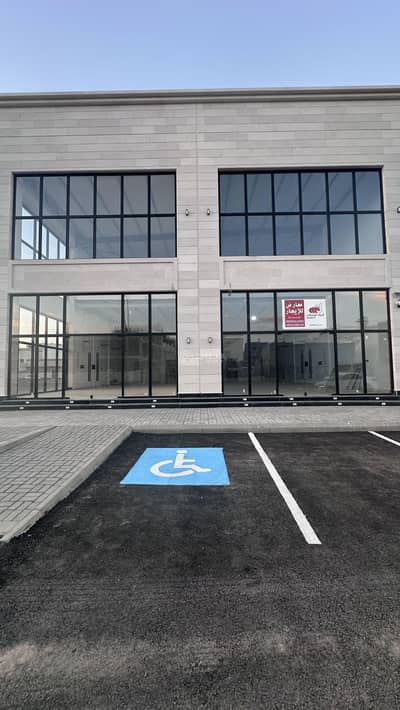 Showroom for Rent in Al Sakb, Madina - Showroom in Al Sakb 90000 SAR - 87701520