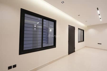 4 Bedroom Floor for Sale in East Riyadh, Riyadh - Riyadh, Al-Ma'ali District