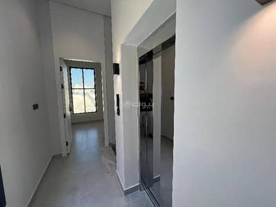 3 Bedroom Floor for Sale in North Riyadh, Riyadh - Ground floor, Al-Narjis neighborhood, north Riyadh, excellent location close to all services and main roads