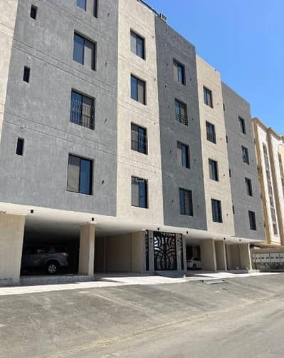 5 Bedroom Flat for Sale in North Jeddah, Jeddah - * For sale * Luxurious and spacious roof