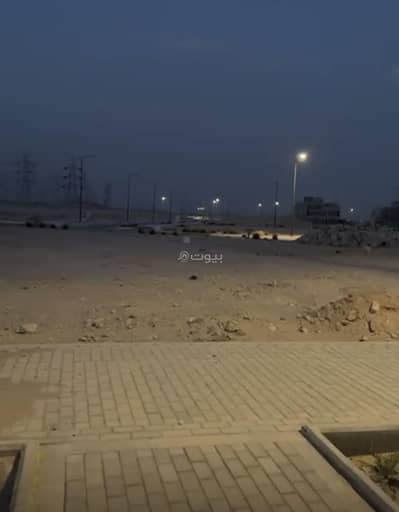 ارض سكنية  للبيع في السحاب، الرياض - للبيع ارض في حي السحاب م300 شارع 20م