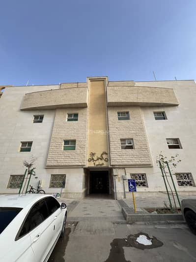 4 Bedroom Apartment for Rent in North Riyadh, Riyadh - Penthouse apartment for rent in Al-Nakhil district