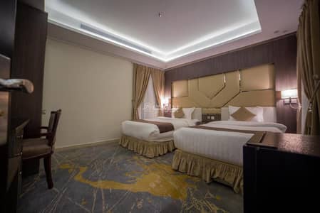 3 Bedroom Apartment for Rent in Al Shati, Yanbu - Guest House Hotel Apartments 3 Bedroom Suite