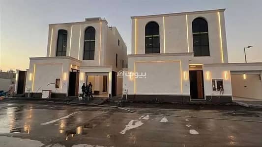 فیلا 11 غرف نوم للبيع في شرق الرياض، الرياض - فيلا للبيع في شارع يحيى بن القاسم , حي الرمال, مدينة الرياض, منطقة الرياض
