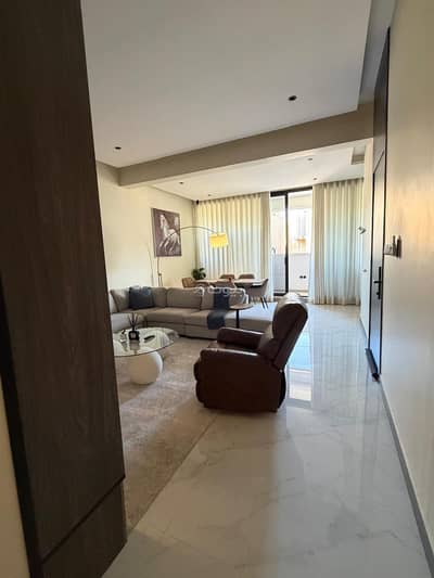 3 Bedroom Floor for Sale in North Riyadh, Riyadh - Luxurious first-floor apartment for sale in Al-Rabeea District