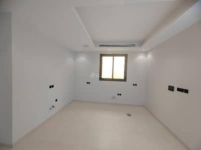 2 Bedroom Apartment for Sale in East Riyadh, Riyadh - Apartment with a roof terrace in Al-Yarmouk neighborhood, inside a villa with floors
