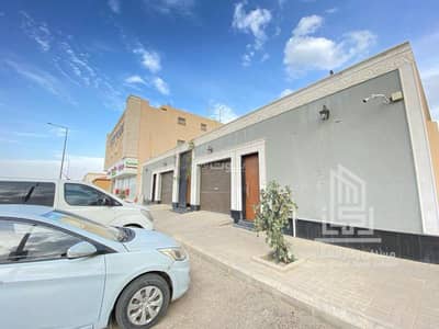 استراحة 11 غرف نوم للبيع في شرق الرياض، الرياض - للبيع منتجع استثماري مكون من 6 شاليهات مؤثثة حي الفيحاء الرياض