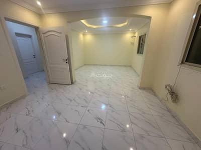 3 Bedroom Apartment for Rent in North Jeddah, Jeddah - Three-bedroom apartment for rent in Al-Zahra neighborhood