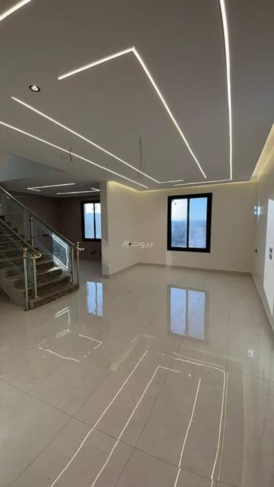 5 Bedroom Flat for Sale in Al Difa, Madina - A five-bedroom apartment for sale in Al-Defa, Medina