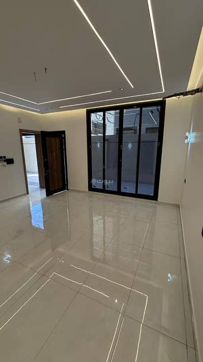 5 Bedroom Flat for Sale in Al Difa, Madina - Apartment consisting of 5 bedrooms for sale in Al-Defaq, Medina