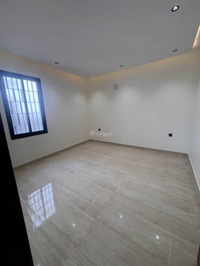4 Bedroom Floor for Sale in South Riyadh, Riyadh - Residential Floors Opposite Okaz Park