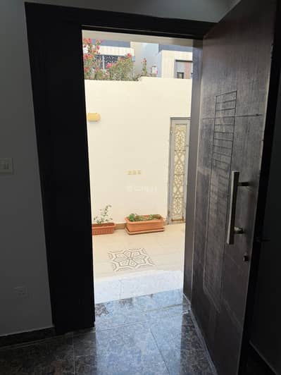 4 Bedroom Flat for Rent in North Jeddah, Jeddah - Apartment in North Jeddah,Al Sawari 4 bedrooms 40000 SAR - 87966987 4 Bedroom Flat for Rent in North Jeddah, Jeddah - Apartment in North Jeddah,Al Sawari 4 bedrooms 40000 SAR - 87966987