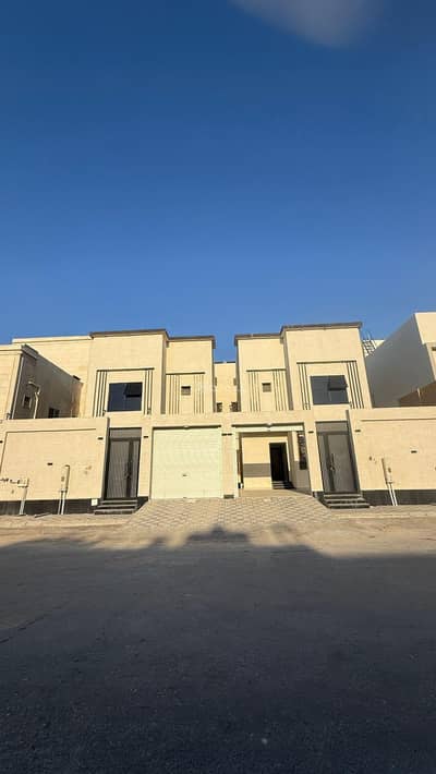 7 Bedroom Villa for Sale in King Fahd Suburb, Dammam - 7 Bedroom Villa For Sale in King Fahd Suburb, Dammam
