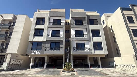 4 Bedroom Apartment for Sale in Hajr, Dammam - 4 Bedroom Apartment For Sale in Hajr, Dammam