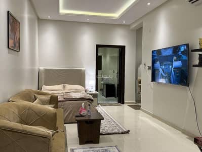 1 Bedroom Apartment for Rent in Riyadh - Quiet studio with master bed and side seating