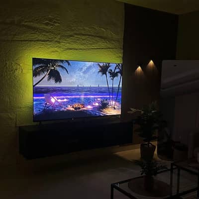 1 Bedroom Flat for Rent in Dammam - An apartment consisting of a bedroom and a seating room