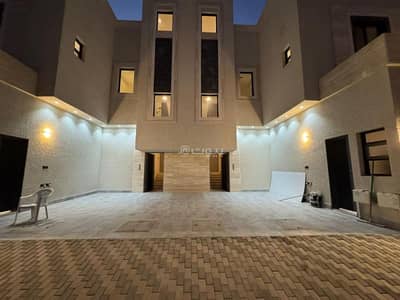 دور 5 غرف نوم للبيع في شرق الرياض، الرياض - شقة مكونة من 5 غرف نوم للبيع في الخليج، الرياض